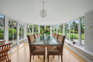 Dining room- click for photo gallery